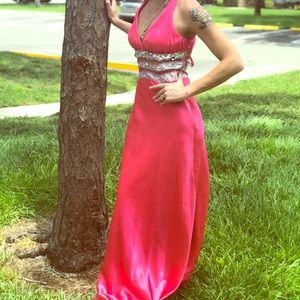 Beautiful and ELGANT long pink dress. ONLY WORE 1x